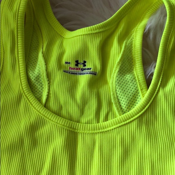 EUC Under Armour Tank - Picture 4 of 4
